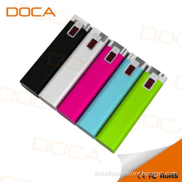 Pocket design 2600mah external battery power bank Digital display for power indication
